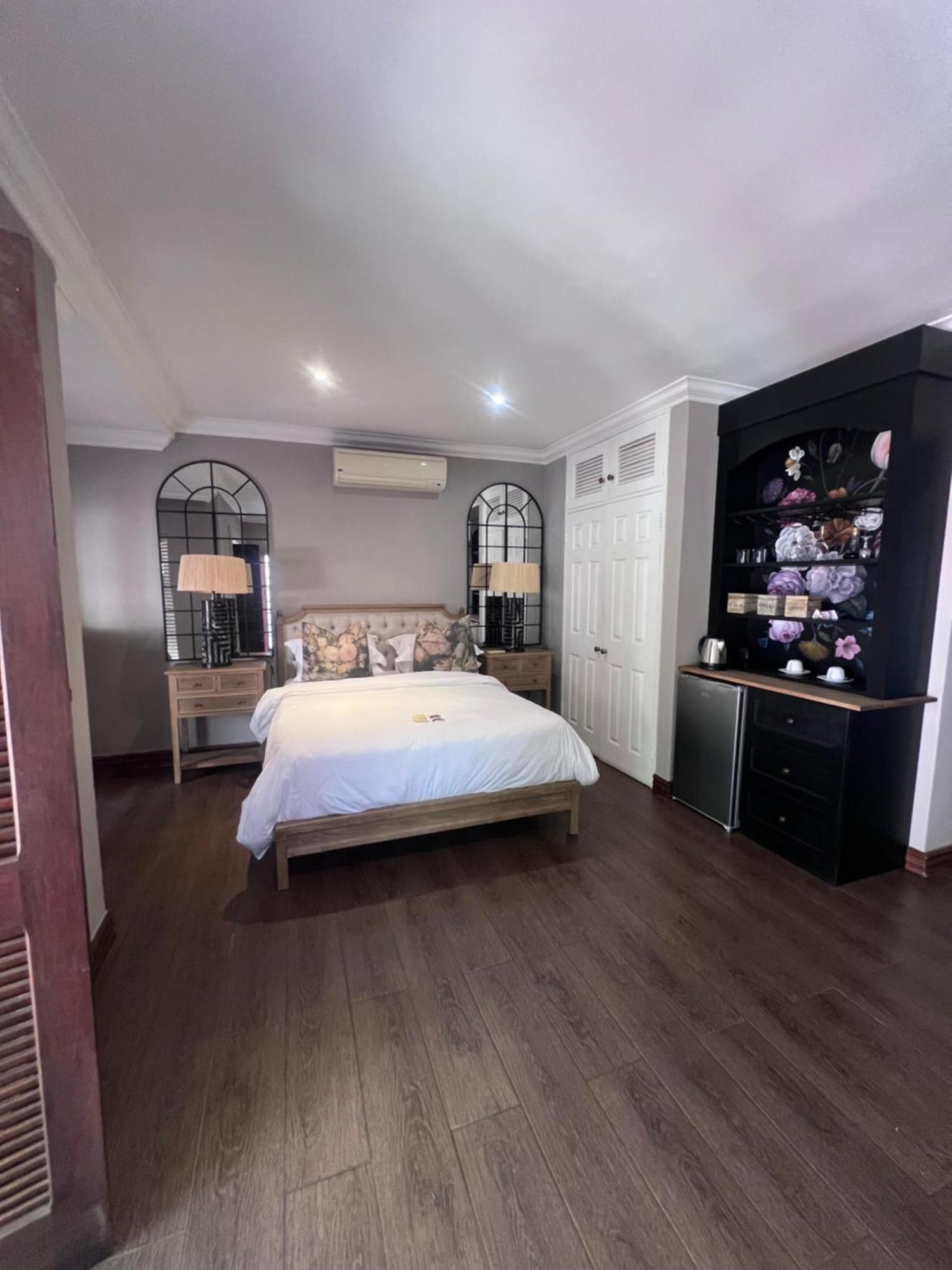 Bohemian Guesthouse - Pretoria-Noord Eksteriør billede