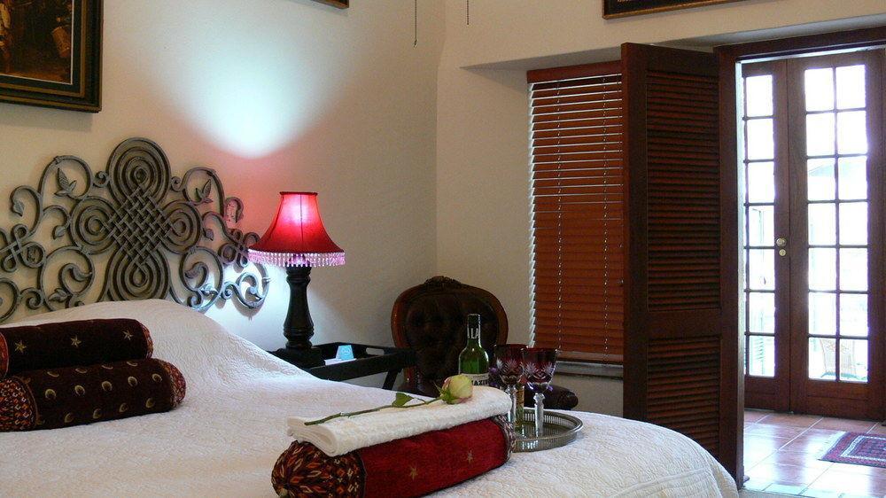 Bohemian Guesthouse - Pretoria-Noord Eksteriør billede