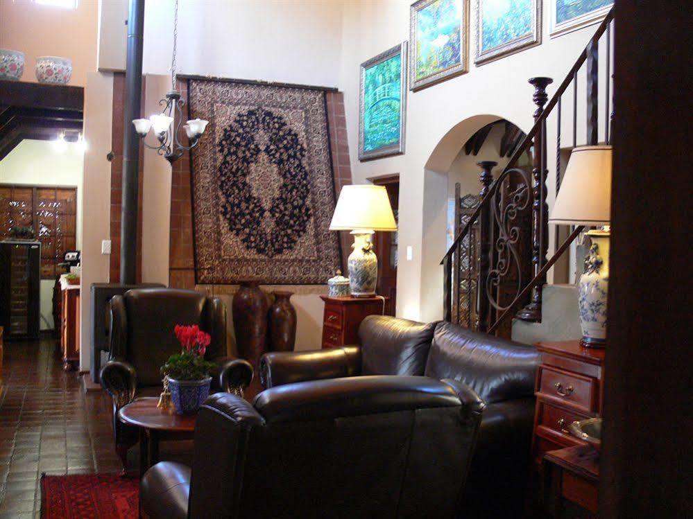 Bohemian Guesthouse - Pretoria-Noord Eksteriør billede