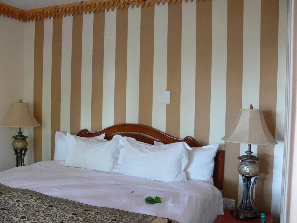 Bohemian Guesthouse - Pretoria-Noord Eksteriør billede