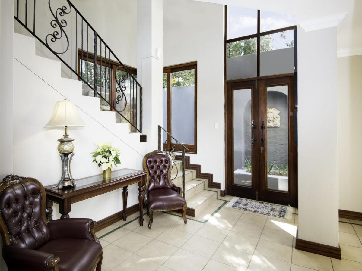 Bohemian Guesthouse - Pretoria-Noord Eksteriør billede